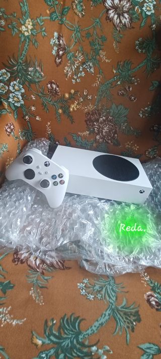 Xbox Series S 500 GB bianca - in perfette condizioni 