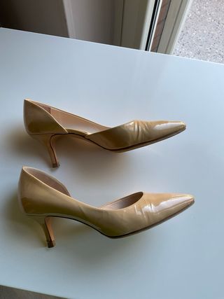 Scarpe BROCCOLI vernice beige
