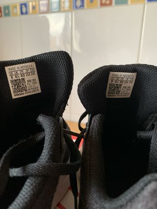 Zapatillas Adidas De Deporte Mujer Negras y Rosas.