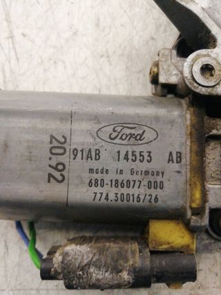 ELEVALUNAS DELANTERO DERECHO FORD ORION
