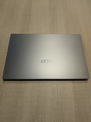 Computer portatile MSI Modern 15 A10M-486XED grigio