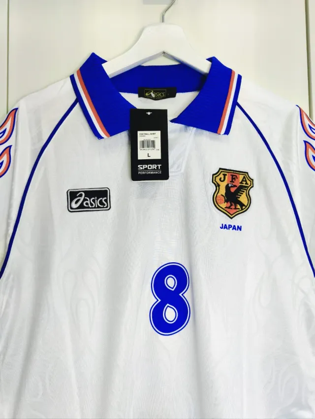 Camiseta de Fútbol Retro Nakata #8 Japón 1998