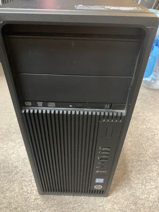 Workstation Gamer HP Z240 Negra