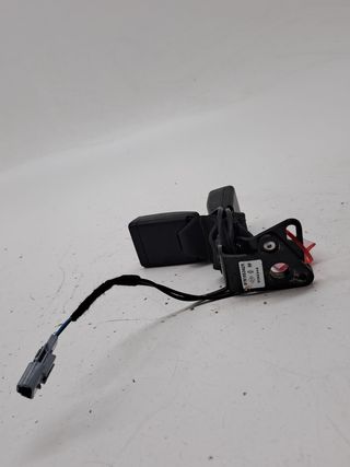 ENGANCHE CINTURON RENAULT ZOE (2)