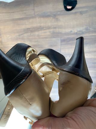 Sandalias de tacón beige