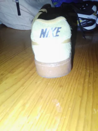 Zapatillas Nike Beige/Marrón