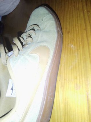 Zapatillas Nike Beige/Marrón