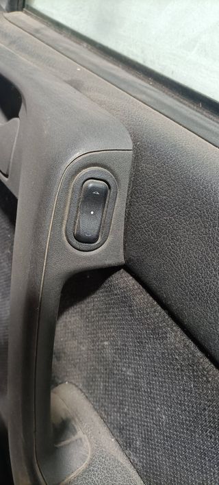ELEVALUNAS DELANTERO DERECHO OPEL ASTRA G BERLINA