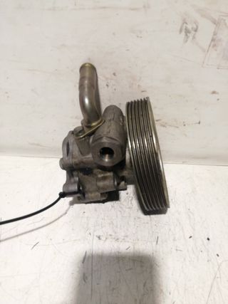 BOMBA SERVODIRECCION FORD FIESTA BERLINA (3)