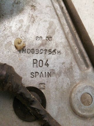 ELEVALUNAS TRASERO DERECHO SEAT LEON (1M1)