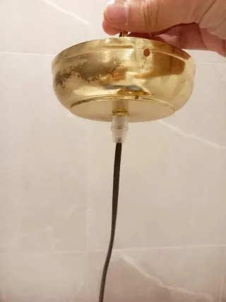 Lámpara colgante geométrica dorada