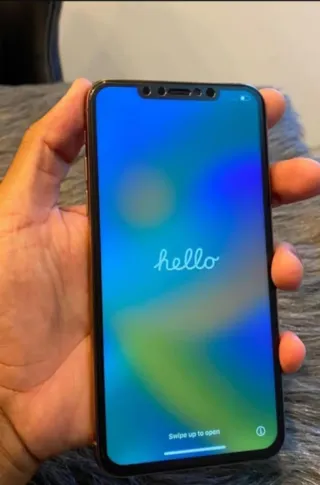 iPhone 11 Pro Max 64GB Dorado