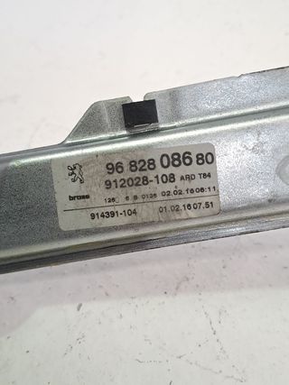 ELEVALUNAS TRASERO DERECHO PEUGEOT 3008 (5)