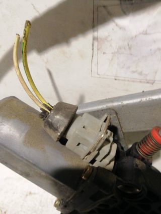 ELEVALUNAS DELANTERO IZQUIERDO CITROEN XSARA COUPE