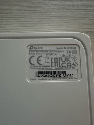 Switch Ethernet 5 puertos TP-Link 10/100Mbps 