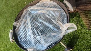 Barbacoa Weber 57cm + Parrilla nueva