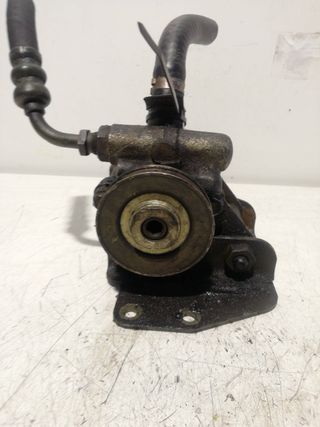 BOMBA SERVODIRECCION PEUGEOT 205 BERLINA (3)
