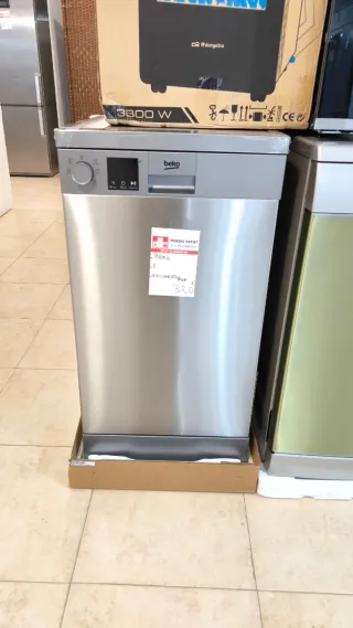 Lavavajillas Nuevo Beko 45cm Inox con garantía.
