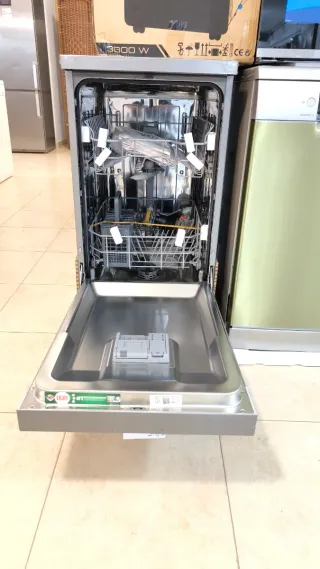 Lavavajillas Nuevo Beko 45cm Inox con garantía.
