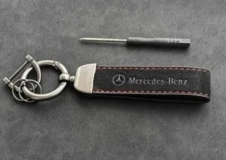 Llavero Mercedes de Alcantara Tacto Piel Cuero AMG