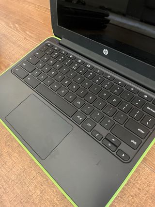 Notebook HP nero e verde