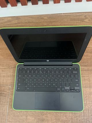 Notebook HP nero e verde