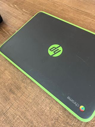 Notebook HP nero e verde