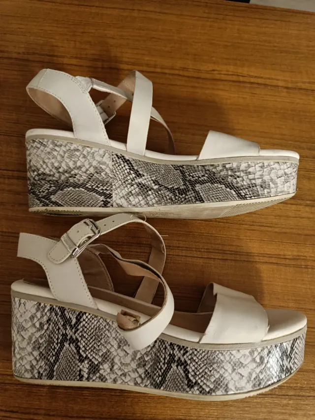Sandalias cuña serpiente Talla 37