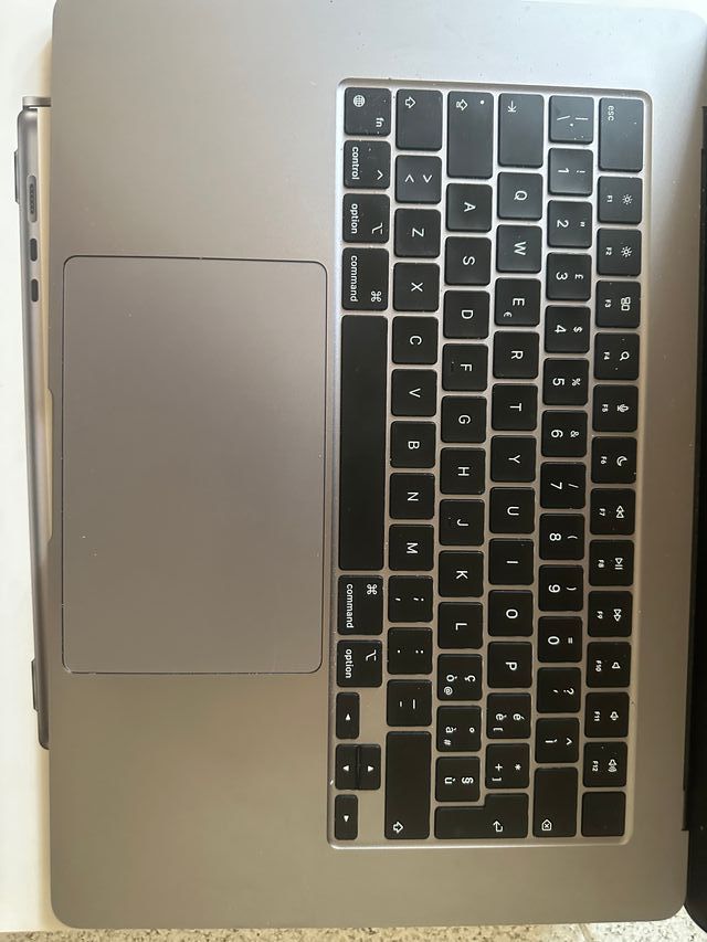 Apple MacBook Air 15 M2 Argento