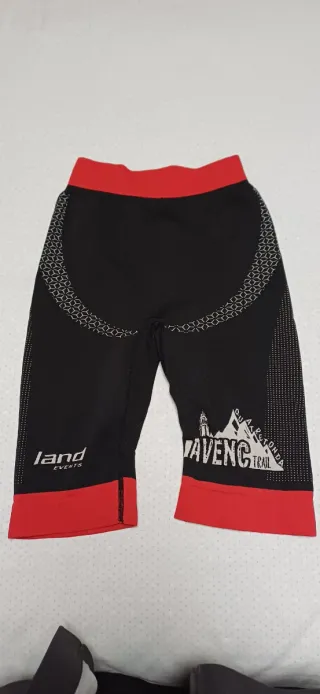 Mallas Cortas Land Events Mujer Negras Rojas