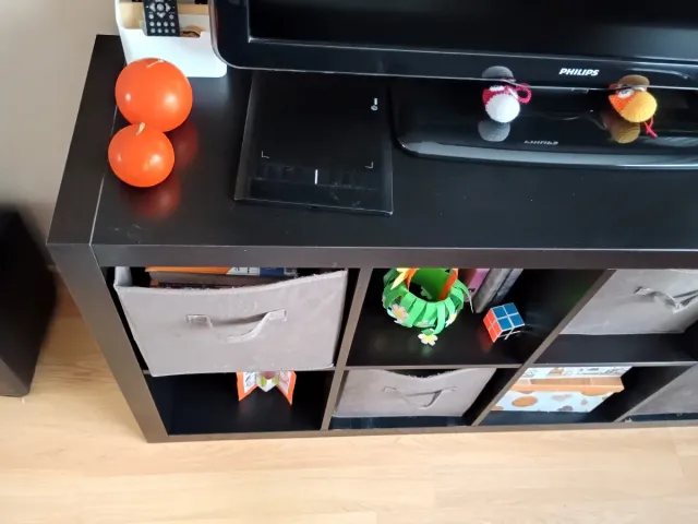 Estantería Ikea 8 huecos color vengué