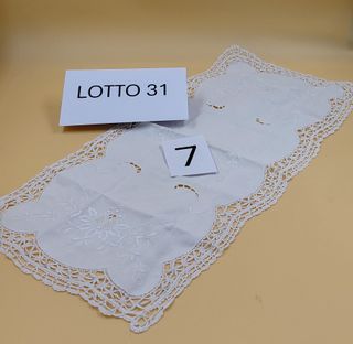 Striscia runner cotone ricamato a mano