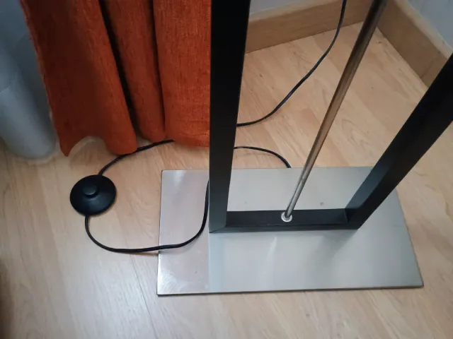 Lámpara de pie moderna