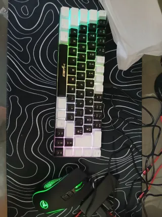Teclado y Ratón Gaming para PC/Consola