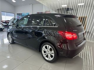 MERCEDES CLASE B180d 109CV URBAN 7G-DCT