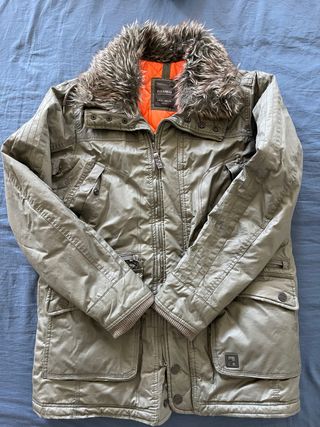 Cazadora Pull&Bear verde invierno