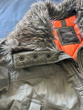 Cazadora Pull&Bear verde invierno