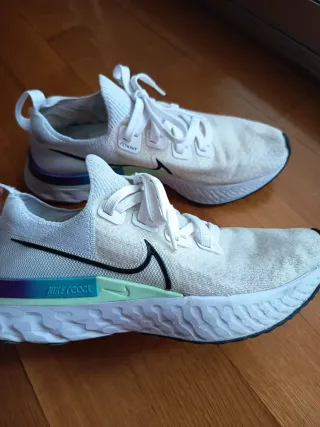 Deportivas Nike React Talla 38