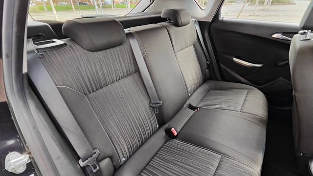 Opel Astra 2011