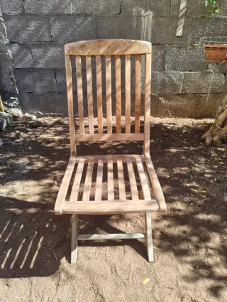 Silla plegable de madera