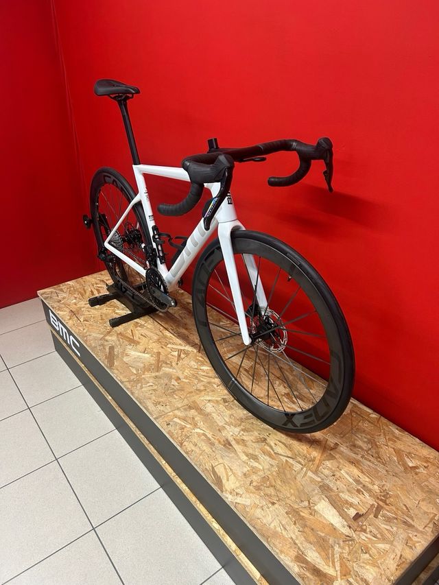 BMC SLR01 three. + Cadex 50 Ultra