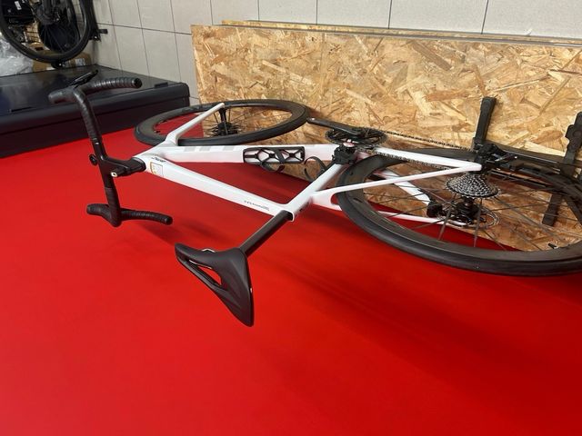 BMC SLR01 three. + Cadex 50 Ultra