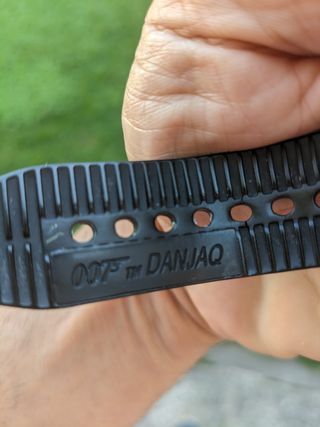 Swatch James Bond 007 yns402 (2002)