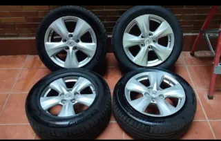 4 Llantas y Neumáticos