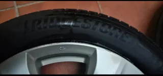 4 Llantas y Neumáticos