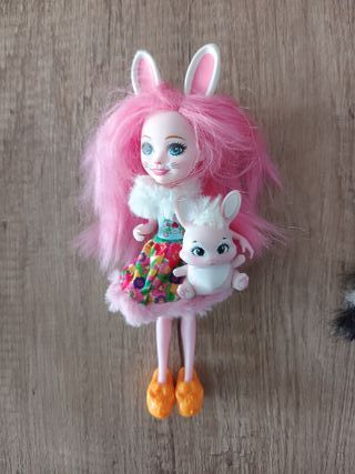 Lote Muñecas Enchantimals con Mascotas. 4€ sueltas