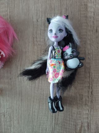 Lote Muñecas Enchantimals con Mascotas. 4€ sueltas
