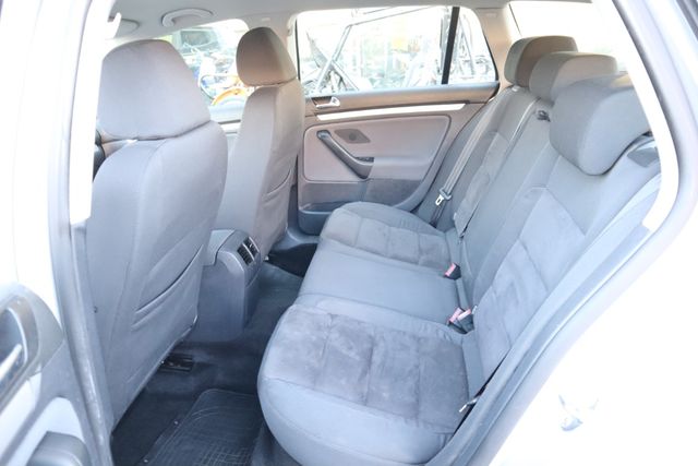 Volkswagen Golf 2011