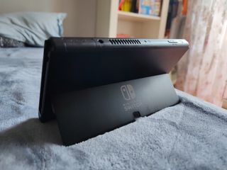 Nintendo Switch OLED - Bianco e Nero