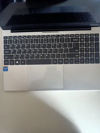 Portátil 16GB RAM 256GB SSD Plata